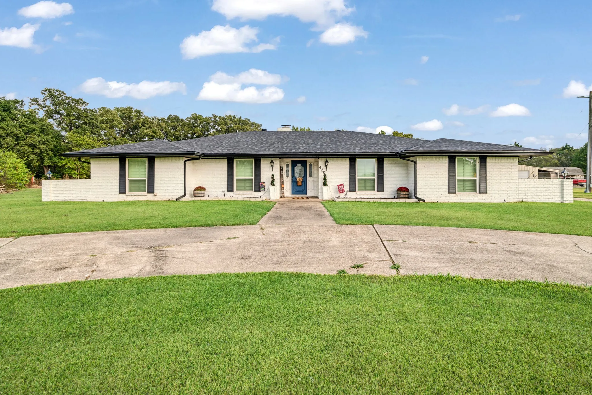 420 Clarksville Road, Bogata, TX 75417
