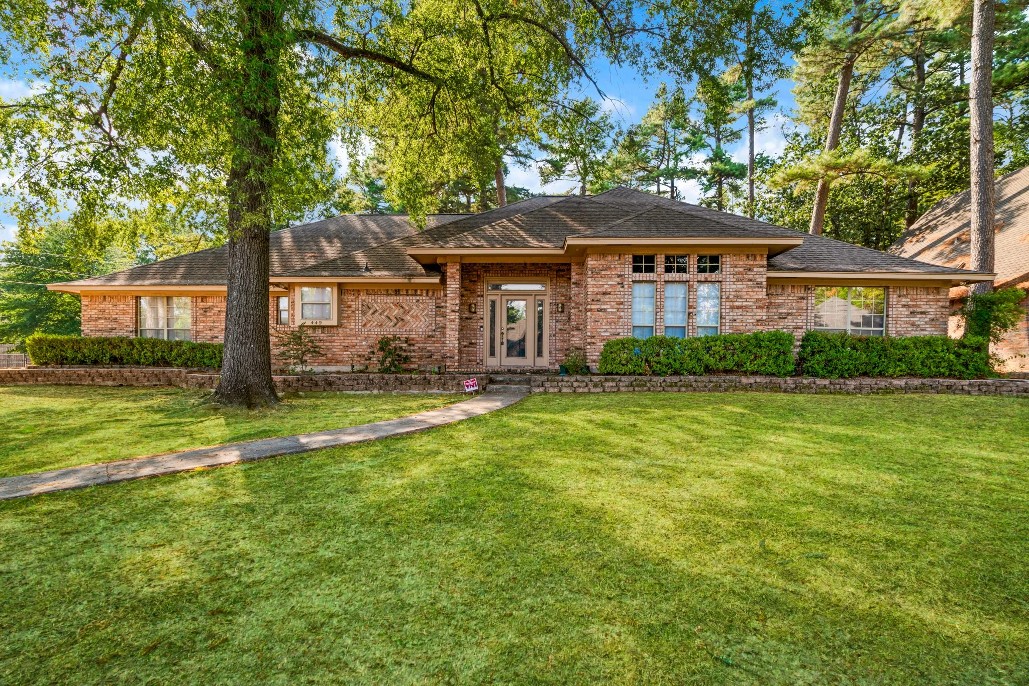 449 Timber Brook Drive, Reno, TX 75462