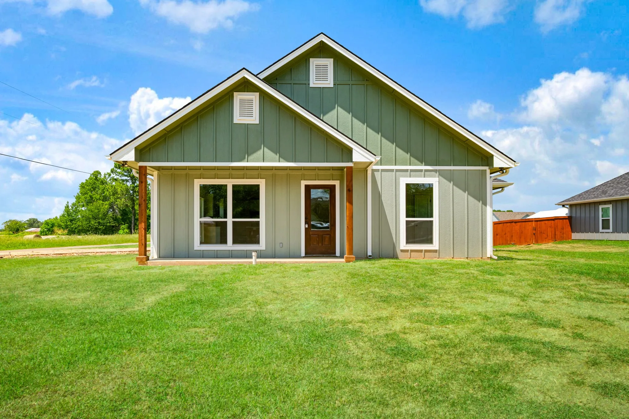 705 Daniel Street, Blossom, TX 75416