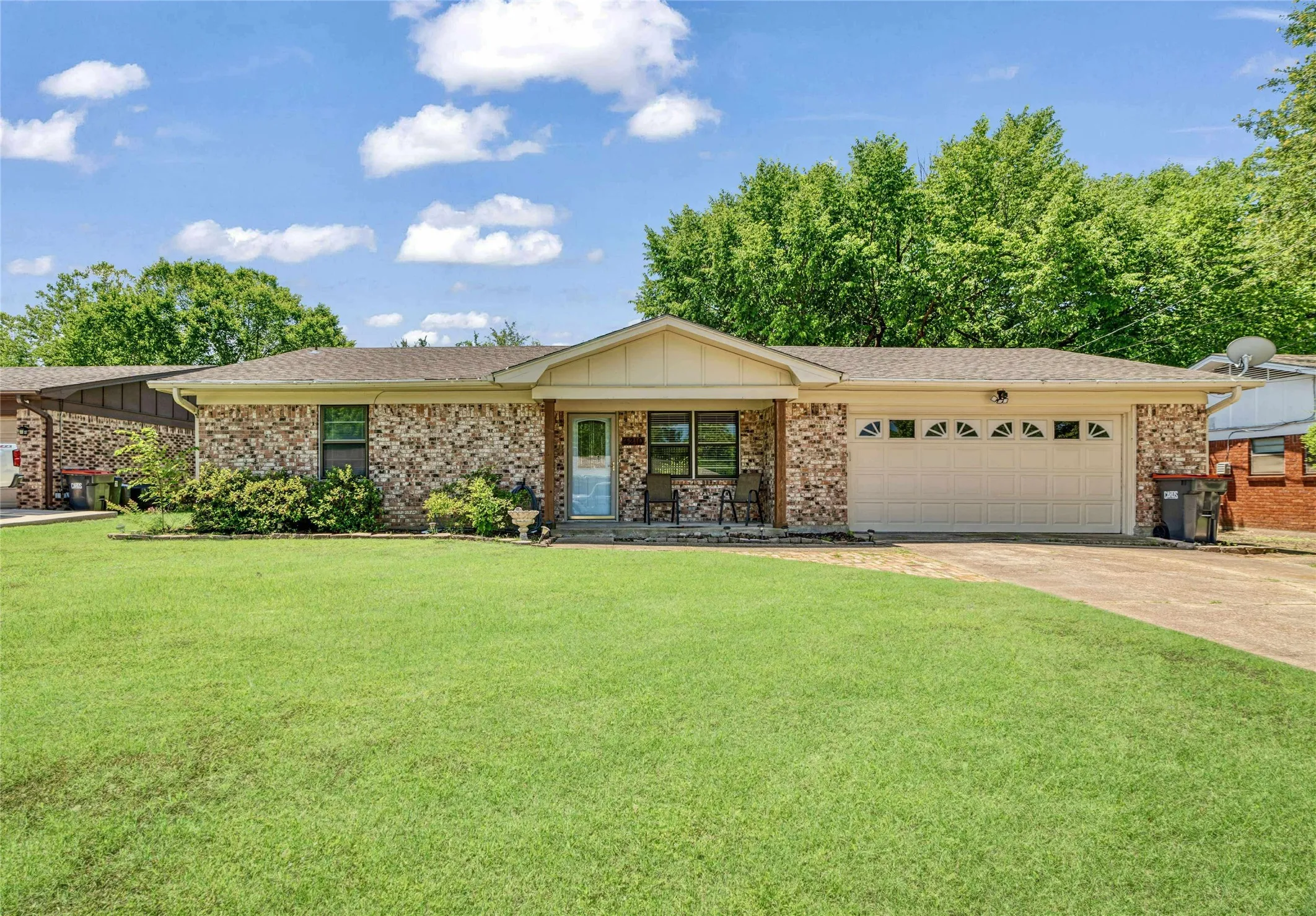 3210 E Houston Street, Paris, TX 75460