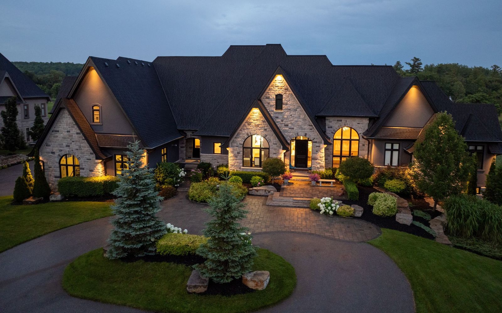 A home at dusk in Northeast Texas