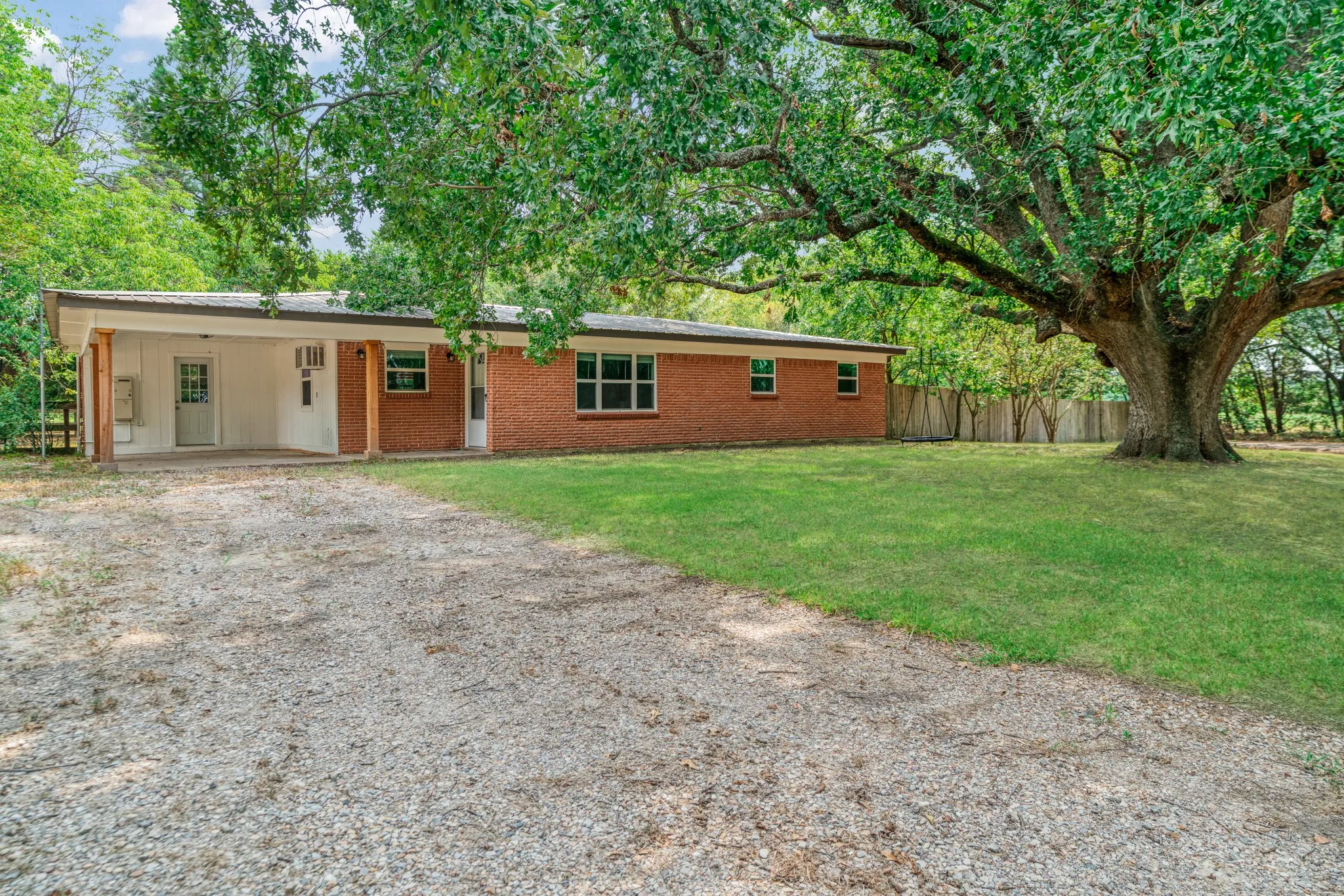 253 COUNTY ROAD 14750, Paris, TX 75462