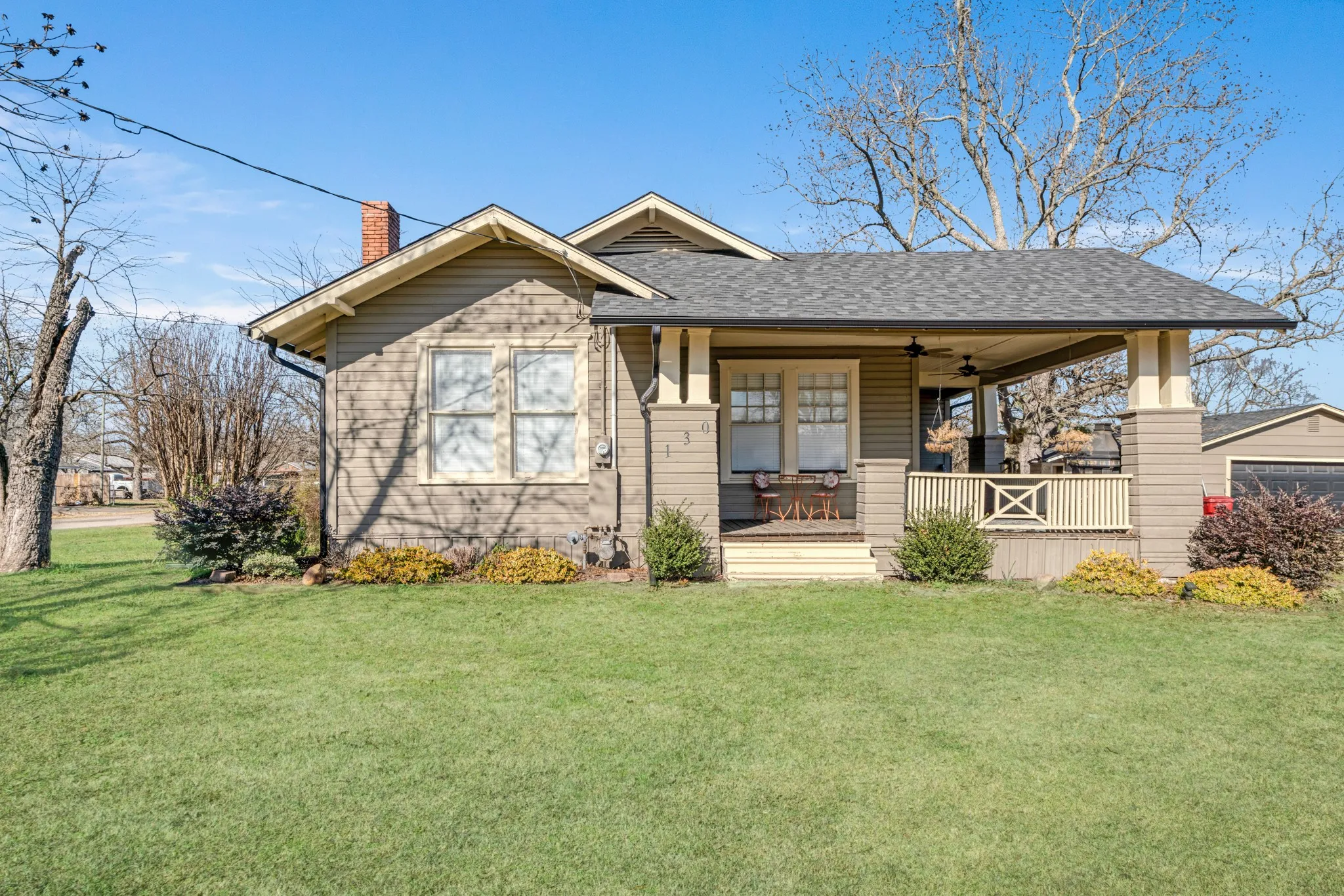 130 W Division Street, Blossom, TX 75416