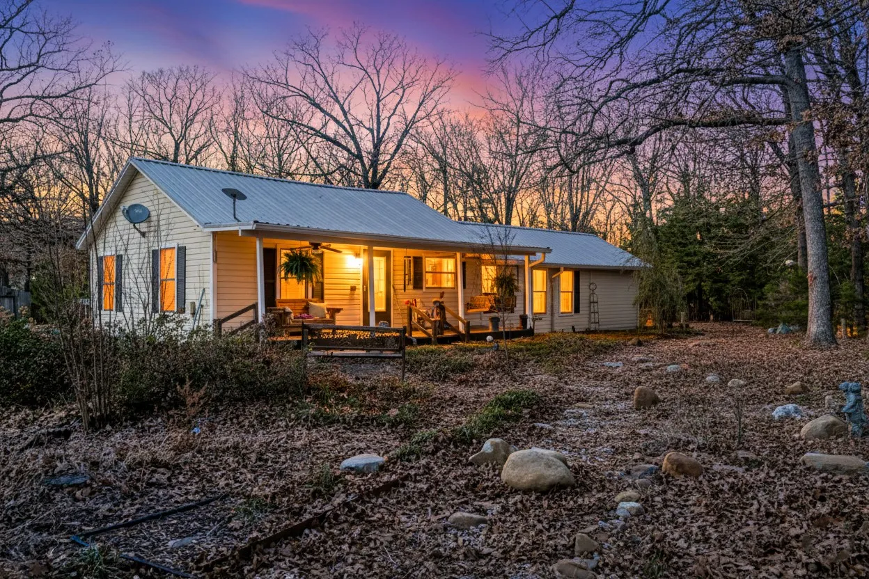 1431 County Road 44480, Paris, TX 75462