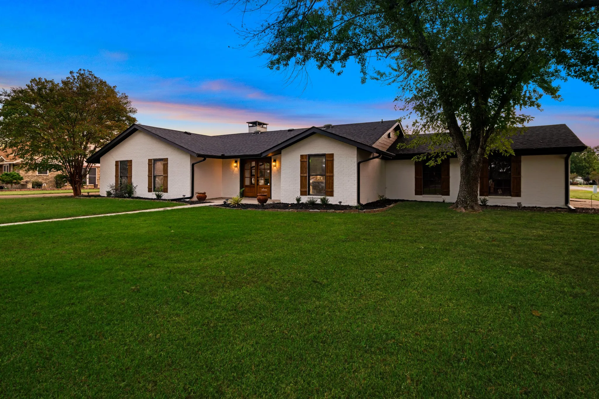 3910 Miranda Drive, Paris, TX 75462