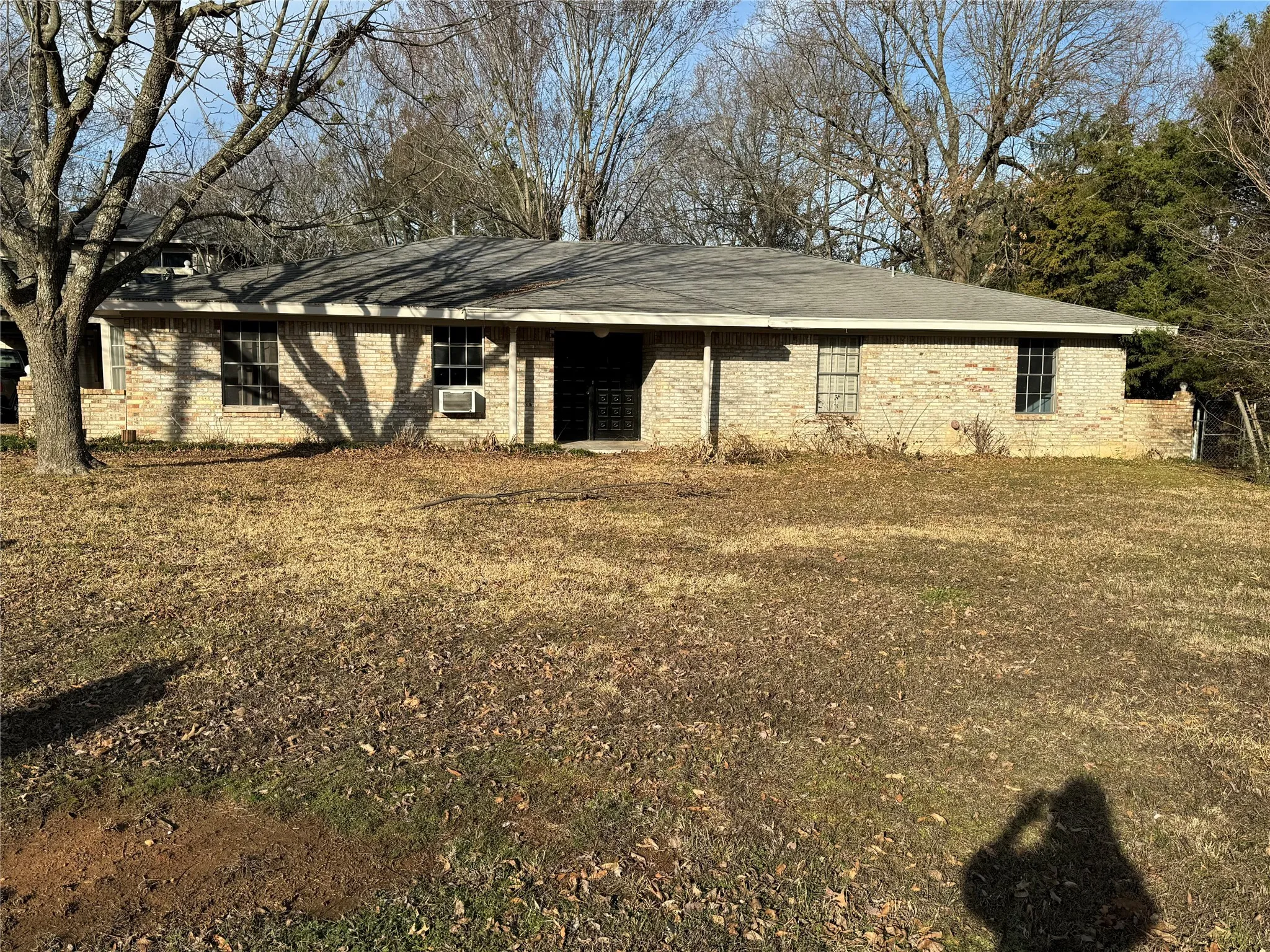 1305 Meadowlark Lane, Paris, TX 75462