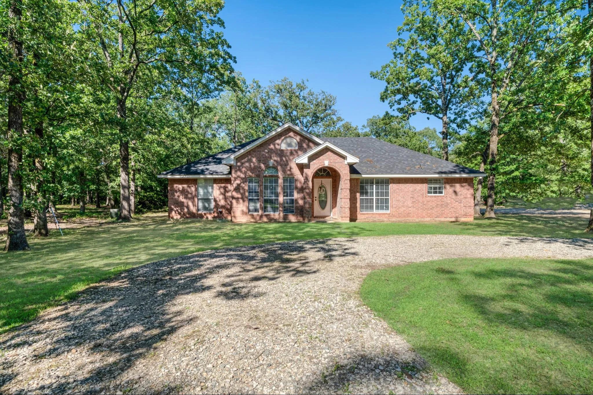 3966 Farm Road 196 N, Paris, TX 75462